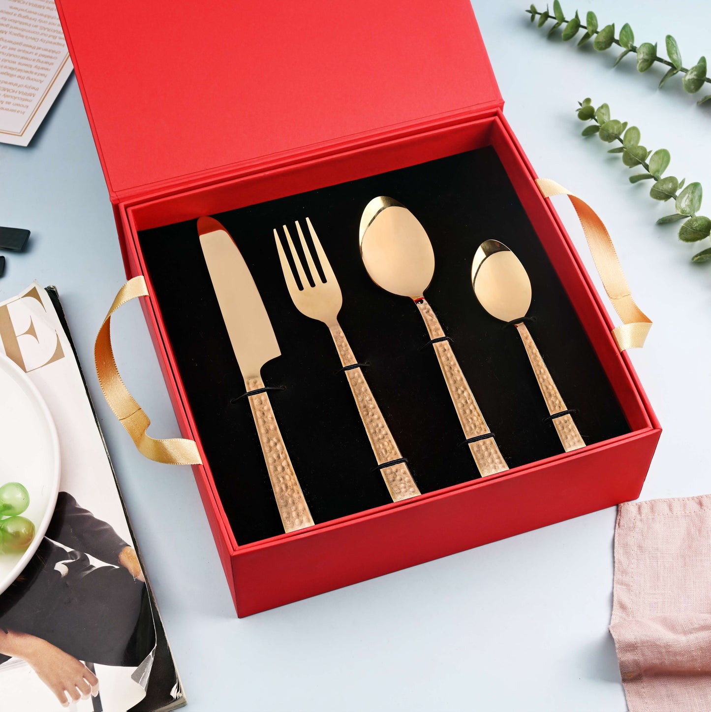Coral Collection - Cutlery Set with Luxurious Gift Box