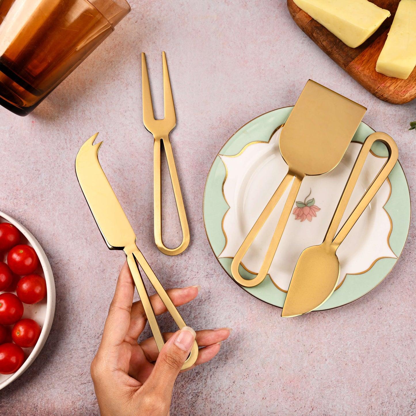 Ruby Collection - Cheese Knives Set of 4 with Luxurious Gift Box
