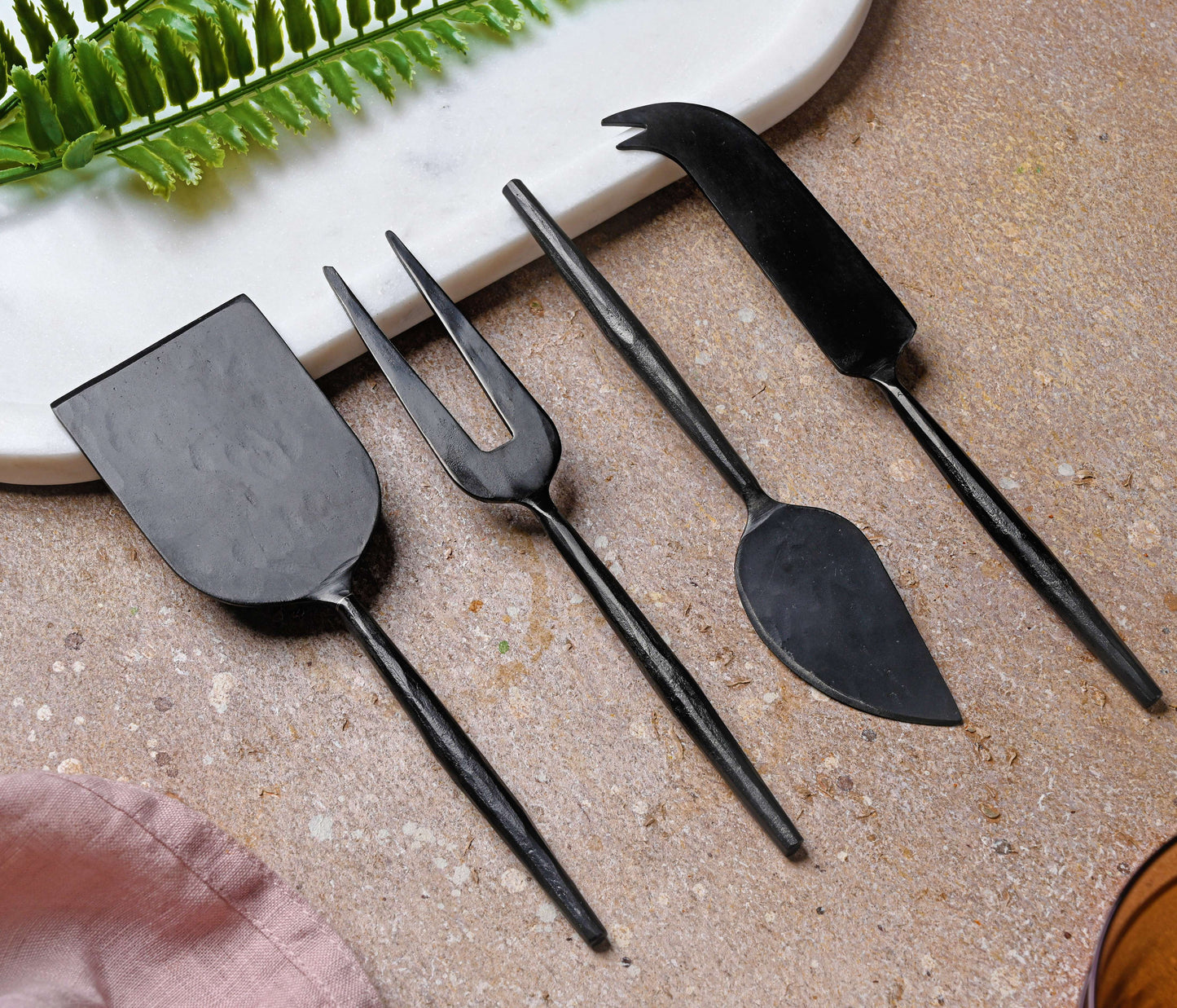 Sapphire Collection - Cheese Knives Set of 4 with Luxurious Gift Box